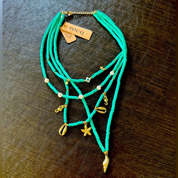 Sea shell necklace - Picture 1 of 3